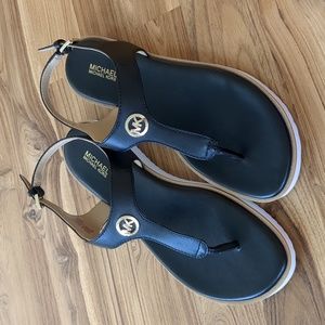 Black Michael Kors Sandals in Sizes 9